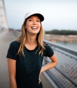 portrait-of-fit-and-sporty-young-woman-XSS3ZAB.jpg